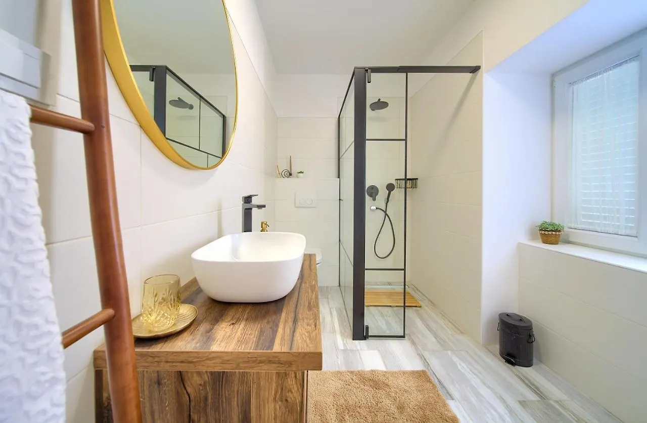 Dume Vrbnik Apartment