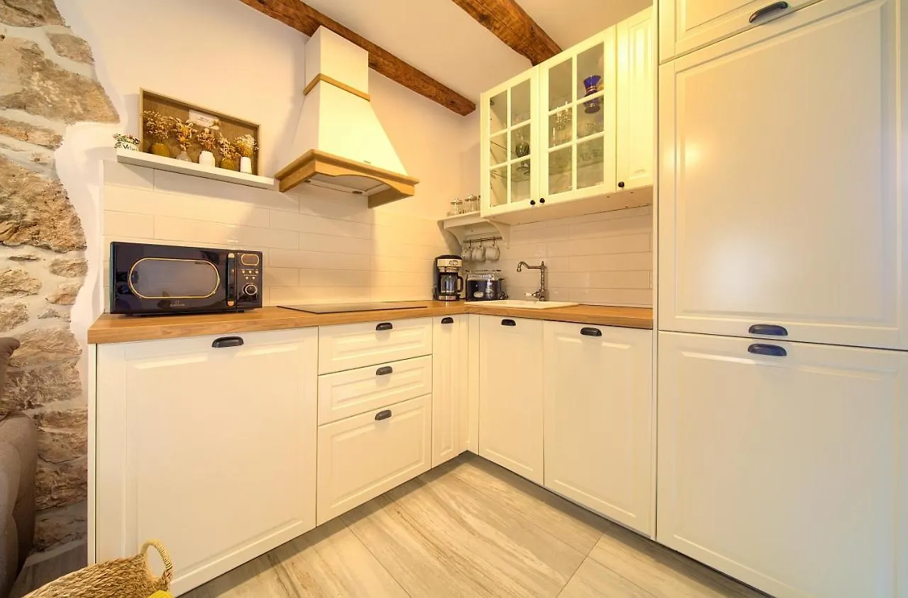 Dume Vrbnik Apartment Croatia